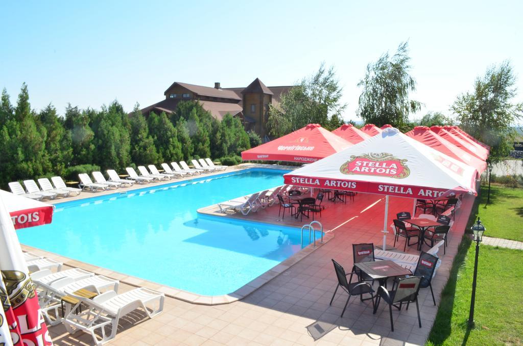 Panska Hata Hotel Nyzhnya Khortytsya Buitenkant foto