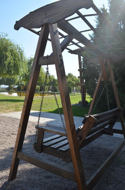 Panska Hata Hotel Nyzhnya Khortytsya Buitenkant foto
