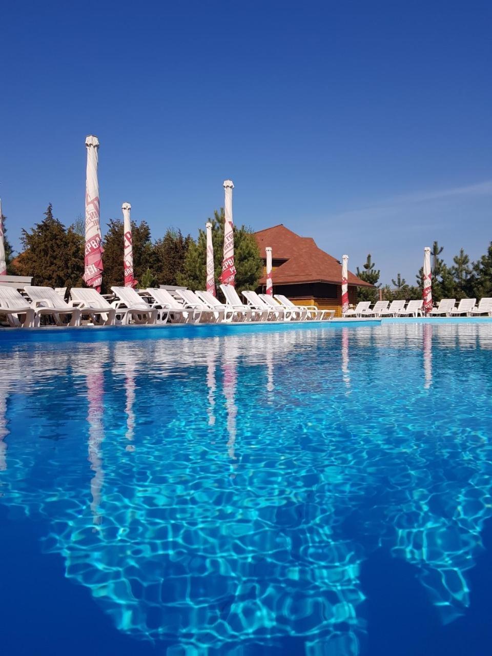 Panska Hata Hotel Nyzhnya Khortytsya Buitenkant foto
