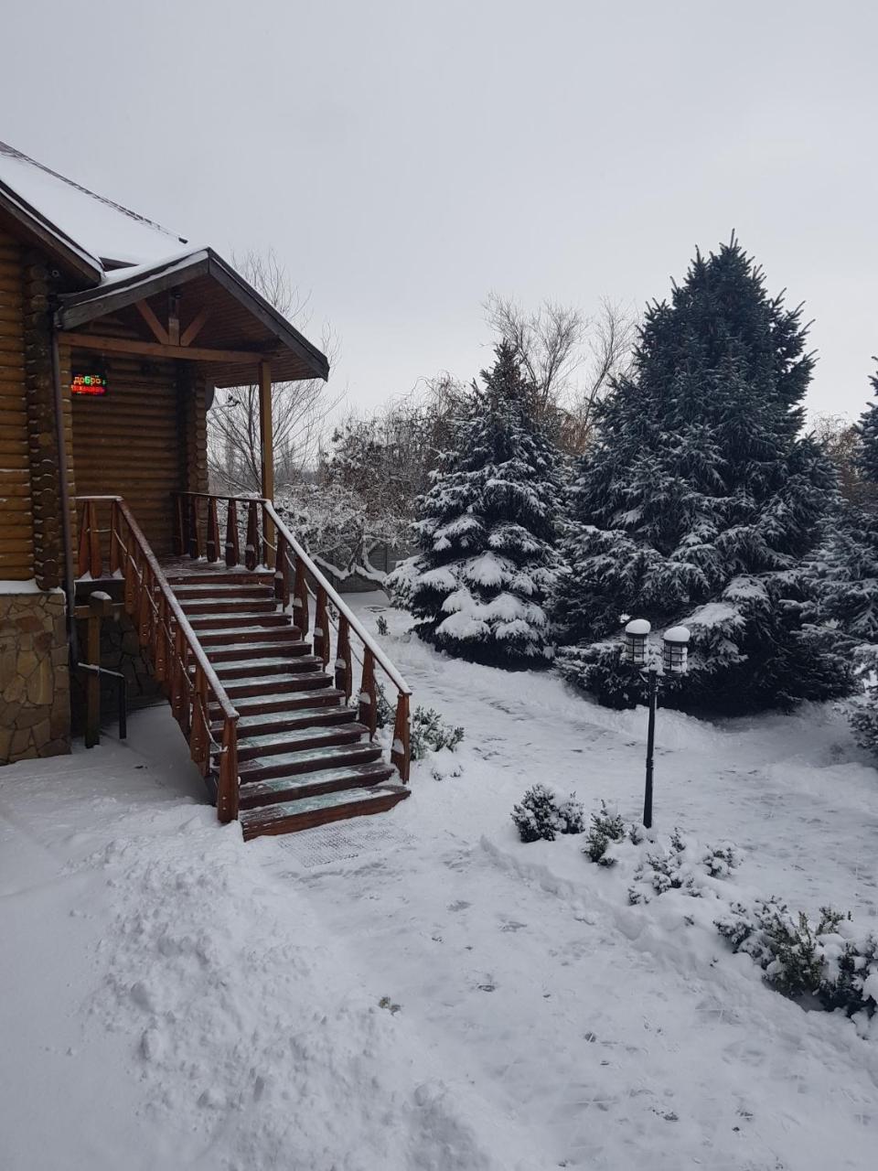 Panska Hata Hotel Nyzhnya Khortytsya Buitenkant foto